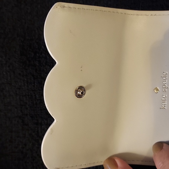 Kate Spade White Wallet Gemma Small Leather Flap Scalloped Edge - Picture 6 of 12